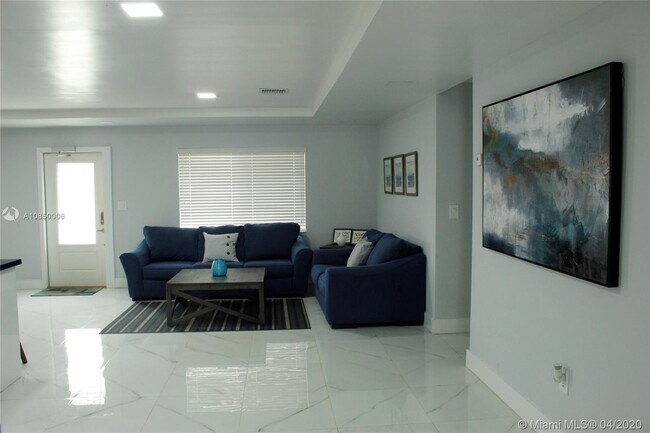 Foto del edificio - 5124 SW 128th Ave