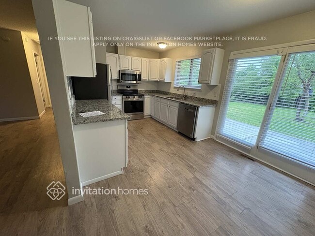 Building Photo - 18516 W 59th Dr
