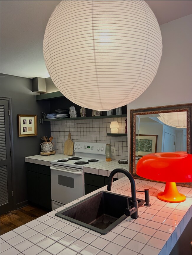 Foto del edificio - 631 D St NW