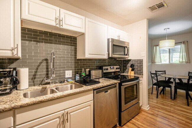 Foto del edificio - 2603 Parker Ln