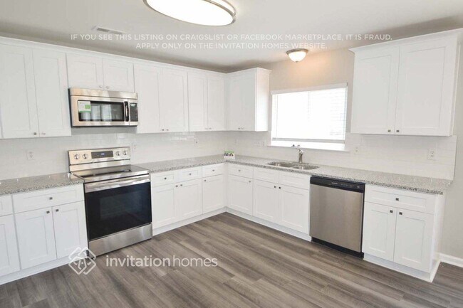 Foto del edificio - 4004 Flat Sedge Ln