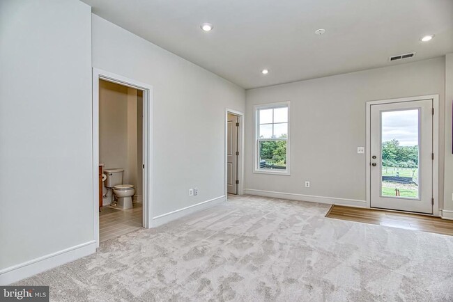 Building Photo - 120 Checkerspot Wy