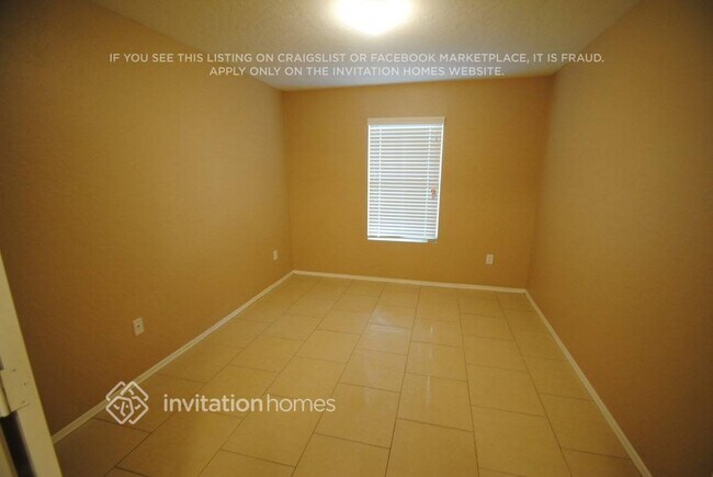 Foto del edificio - 13442 W Rose Ln