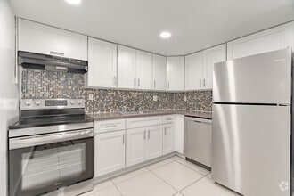 2BR, 1BA - 1,190SF - Windward Vista