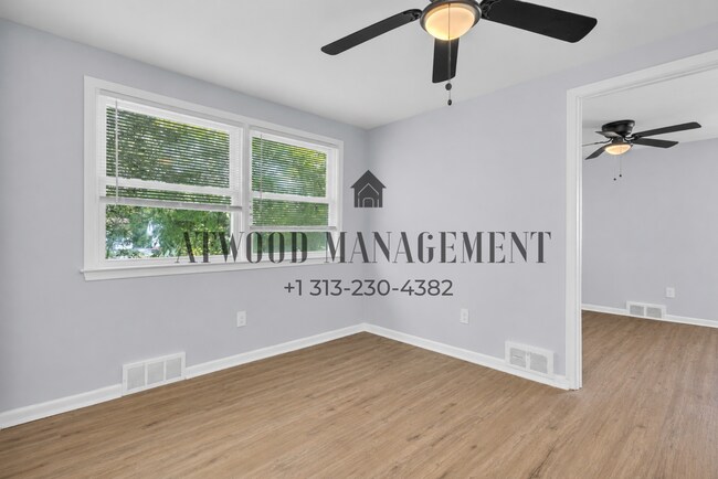 Foto del edificio - 8283 Vaughan St