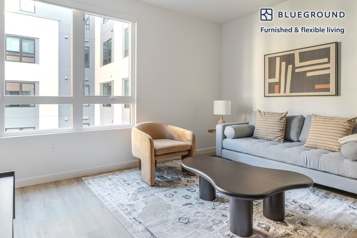 Foto principal - 350 Chastain Pl