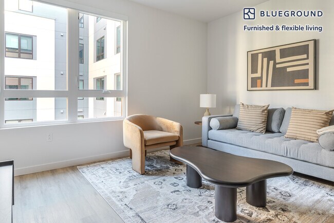 Building Photo - 350 Chastain Pl