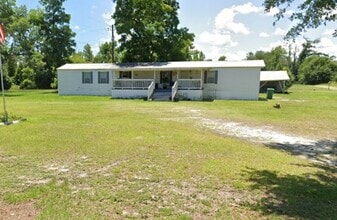 Building Photo - 2051 Porter Ave