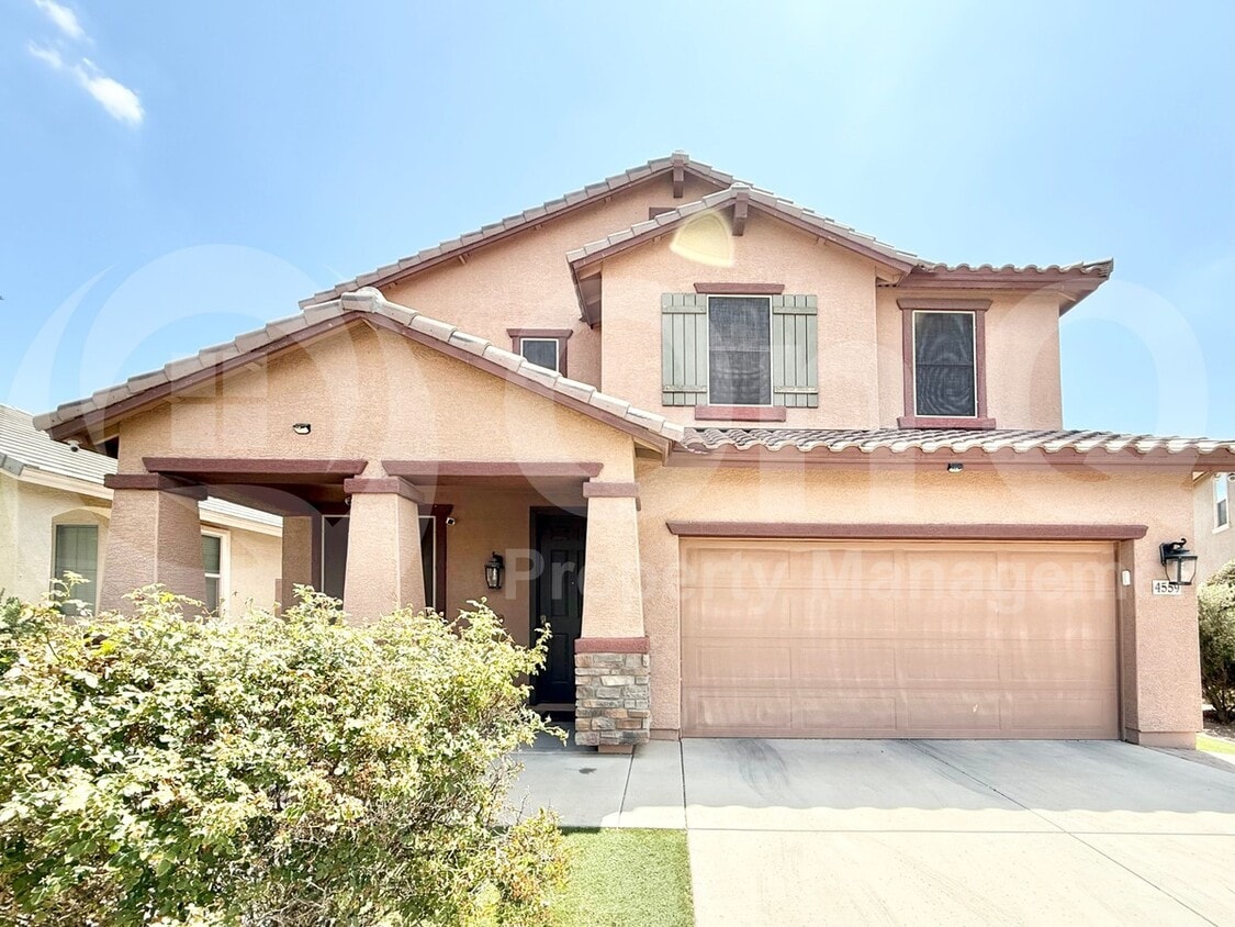 Primary Photo - 4559 S Antonio