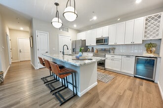 Building Photo - Fairmont Apartments