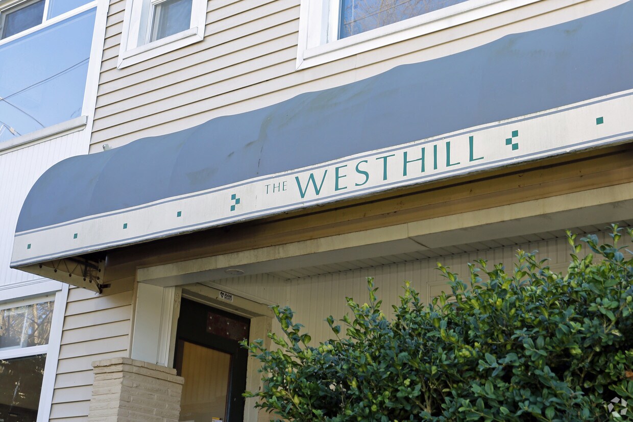 Foto del edificio - West Hill Apartments