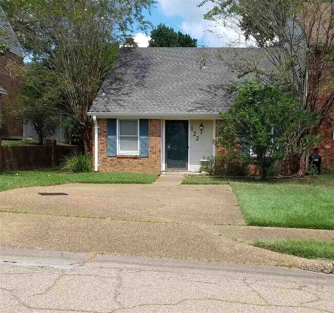 Foto del edificio - 122 Amberwood Dr