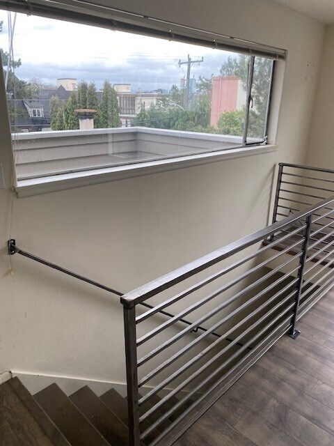Foto del edificio - 2021 43rd Ave E