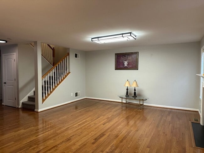 Foto del edificio - 1841 Vista Dr