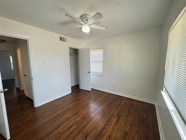 Foto del edificio - 2715 Fenwick Dr