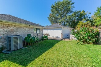 Building Photo - 9714 Railton St