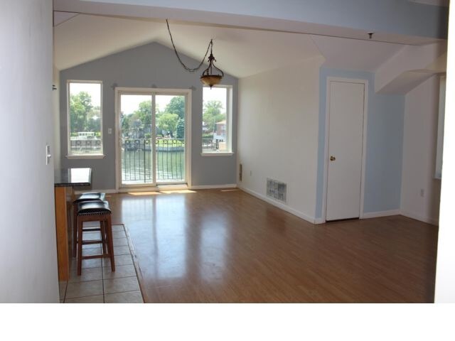 Foto del edificio - 1406 Outlook Ave