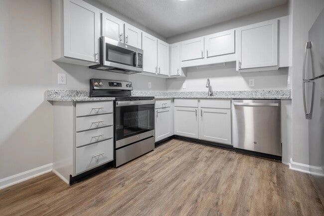 Building Photo - Brookefield Apartments