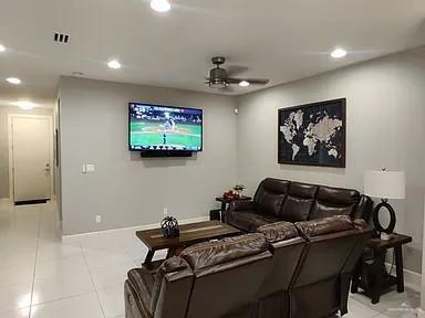 Foto del edificio - 1229 Ozark Ave