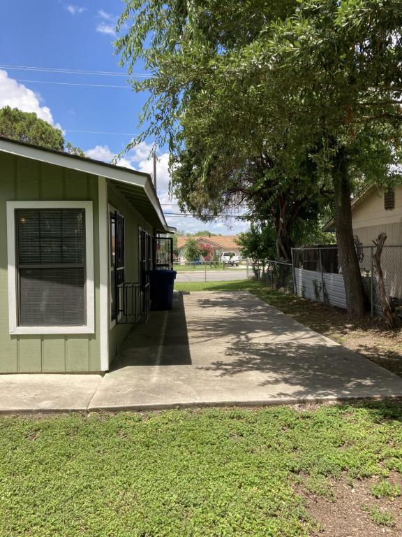 6358 W Commerce St, San Antonio, TX 78237 House Rental in San Antonio