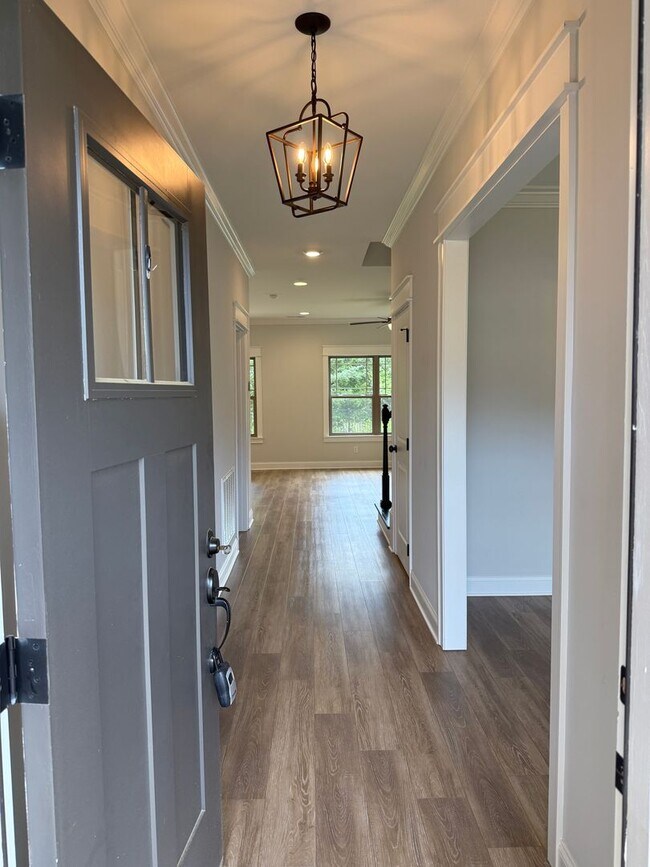 Building Photo - Seven Lakes/Ooltewah