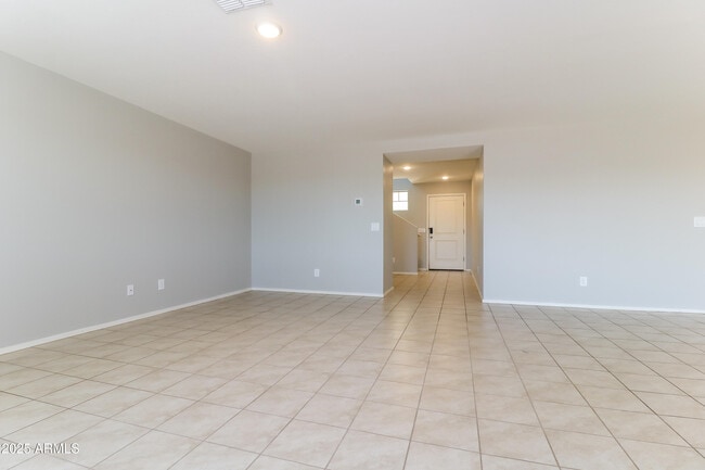 Building Photo - 8579 S 253rd Ave