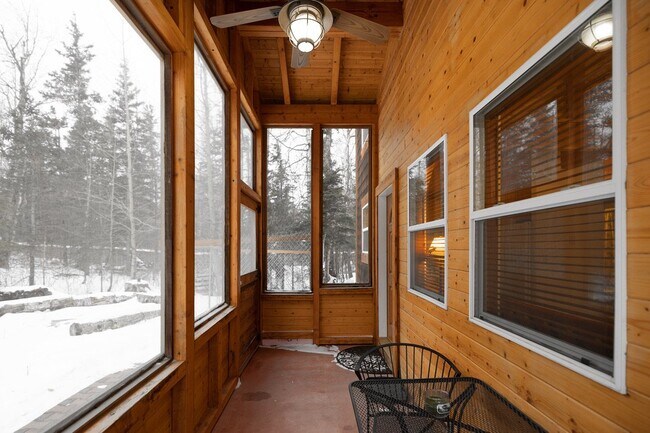 Foto del edificio - 2330 N Cotswald Cir