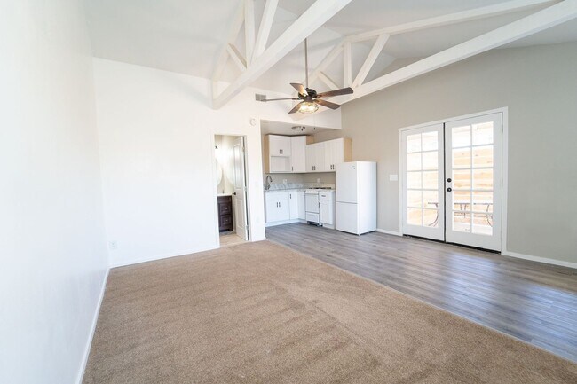 Foto del edificio - 2707 Robertson St