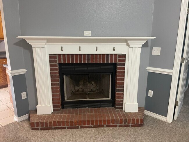 Foto del edificio - 3007 Pine Lake Ct