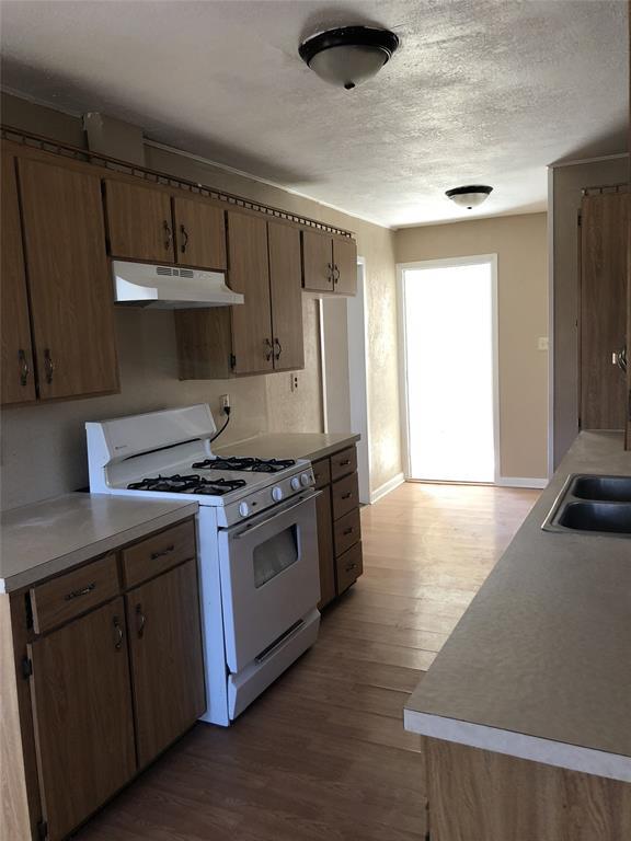 Foto del edificio - 1346 S Pioneer Dr