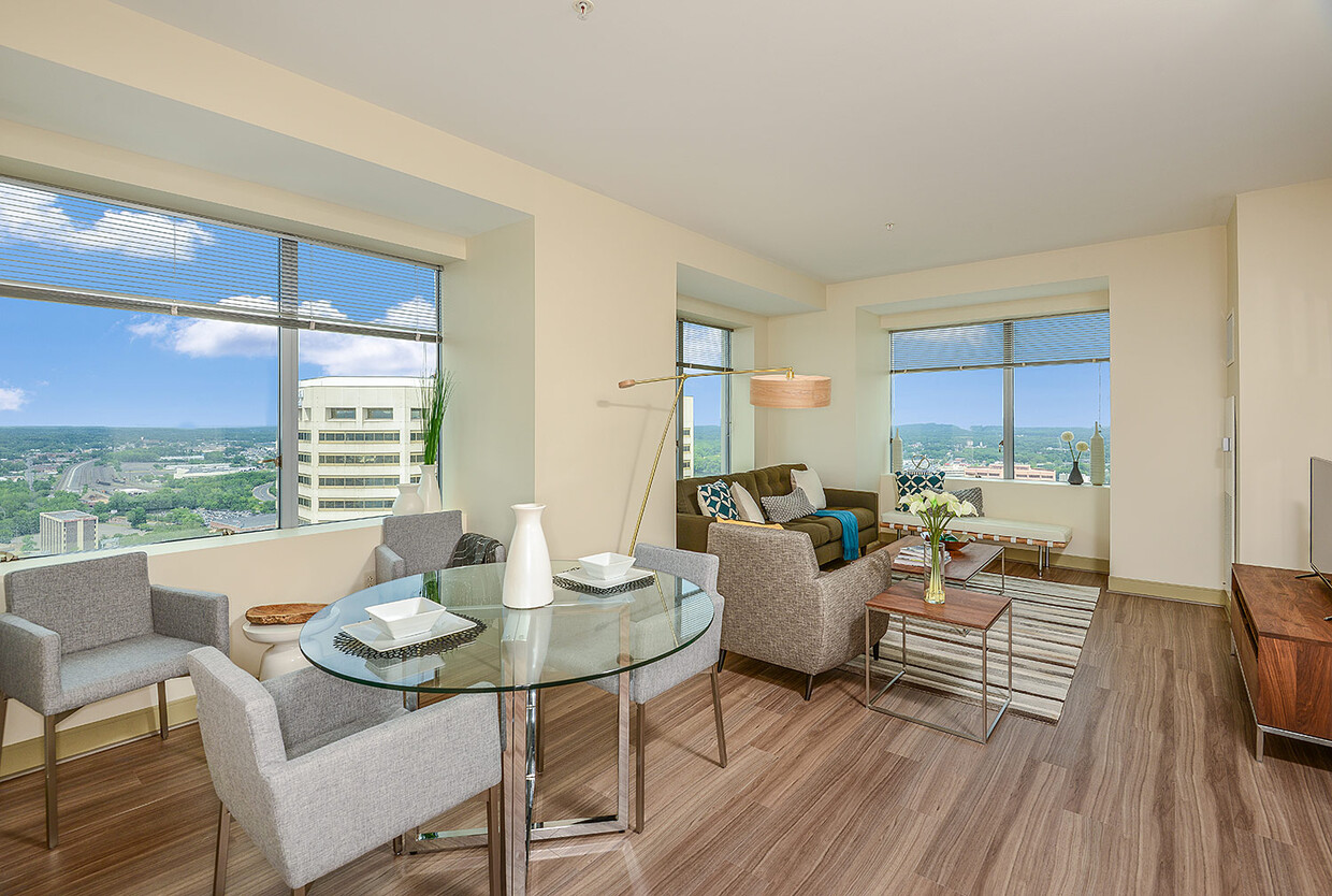 Living room with city views - Hartford 21