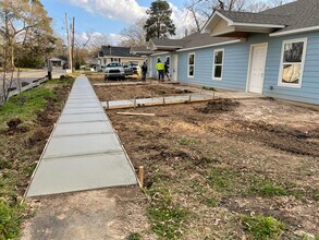 Building Photo - 103 McClendon Ave