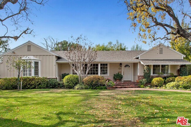 Foto del edificio - 4267 Irvine Ave
