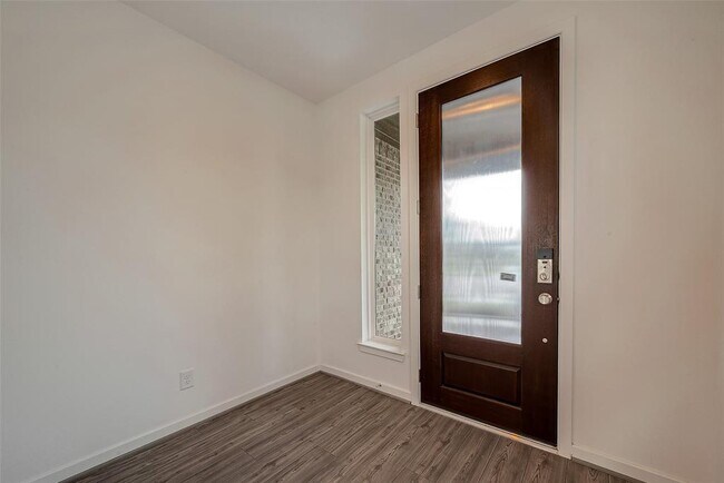 Building Photo - 21607 Lampeter River Ln