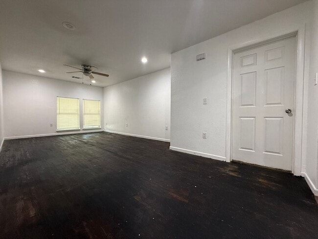Foto del edificio - 908-910 Wells St