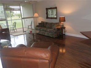 Building Photo - 3351 S Palm Aire Dr