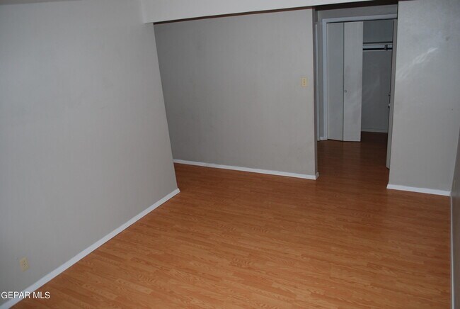 Foto del edificio - 5202 Cornell Ave