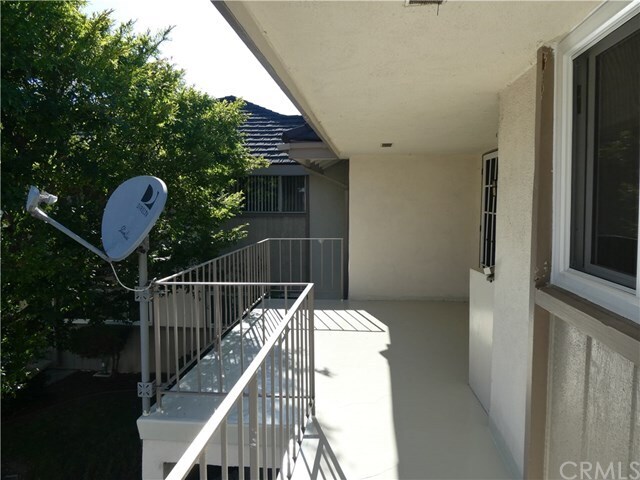 Building Photo - 22947 Nadine Cir