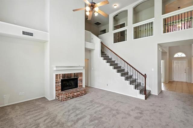 Foto del edificio - 1001 Long Pointe Ave
