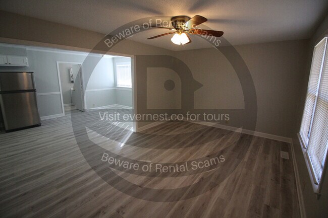 Foto del edificio - 212 New Shackle Island Rd