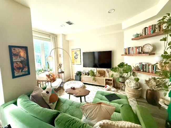 Foto del edificio - 833 6th St NE