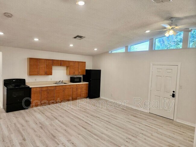 Foto del edificio - 148 18th St NW