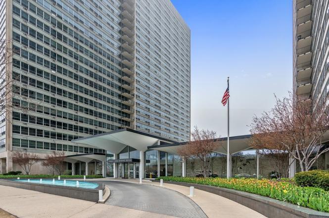 Foto principal - 3550 N Lake Shore Dr