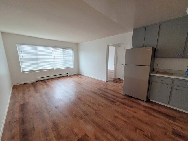 Foto del edificio - 531 24th Ave