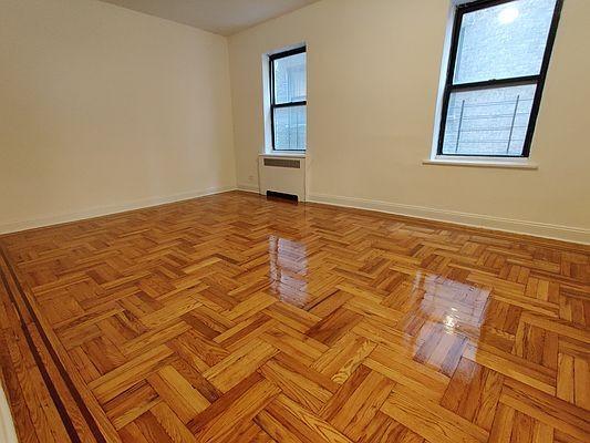 Foto del edificio - 1 bedroom in BRONX NY 10463