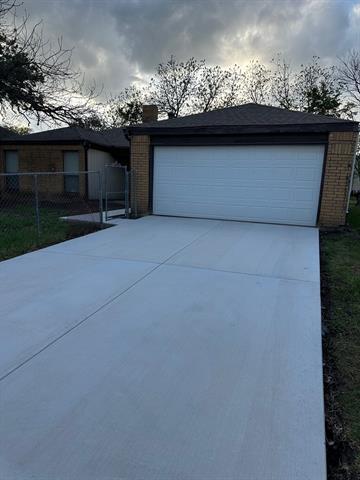 Foto del edificio - 718 Maple Glen Dr