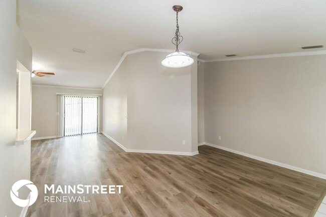 Building Photo - 2078 Tanager Dr