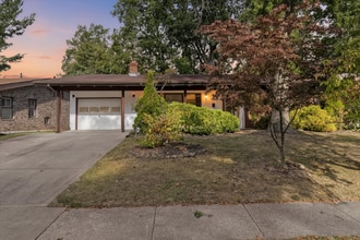 Building Photo - 6412 Nelwood Rd