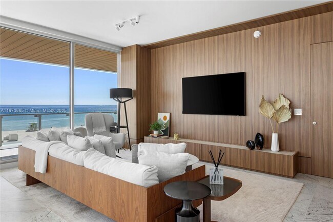 Foto del edificio - 5775 Collins Ave