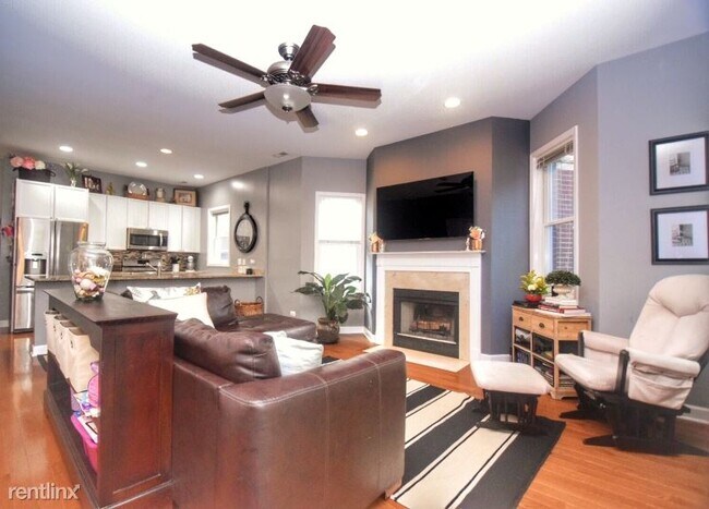 Foto del edificio - 4108 N Kenmore Ave